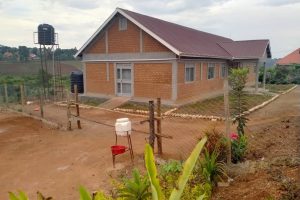 1.Waisenhaus-Ansicht-Zugang-Grundstück